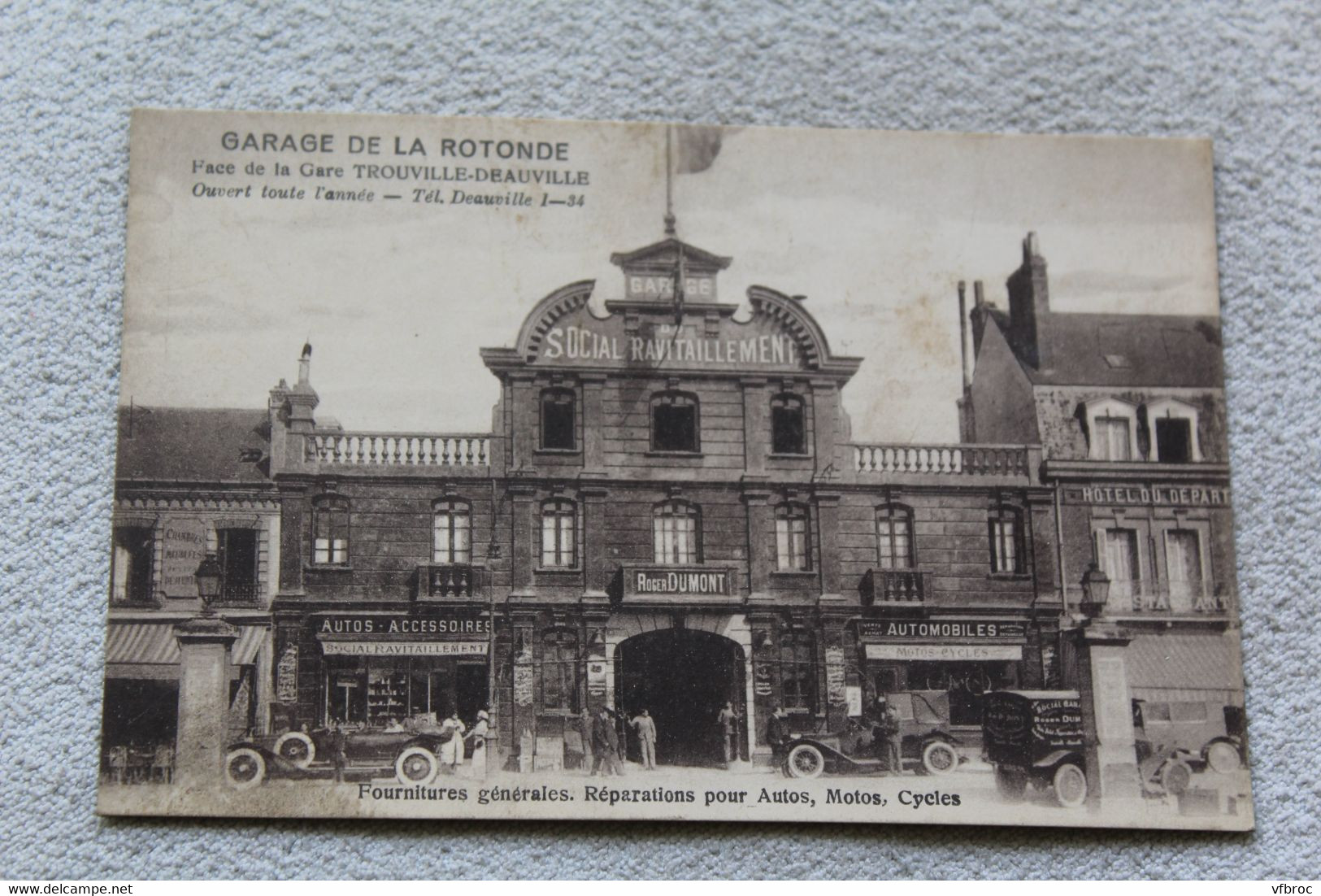 Deauville, garage de la Rotonde, face de la gare Trouville Deauville, Calvados 14