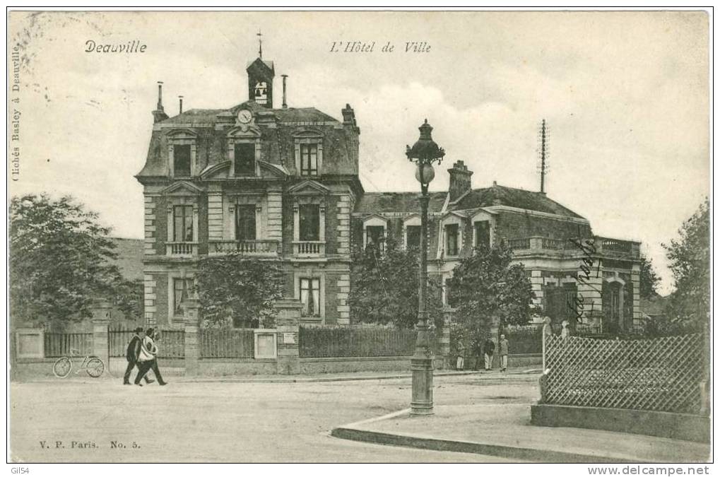 Deauville . - L´Hotel de Ville - ja03