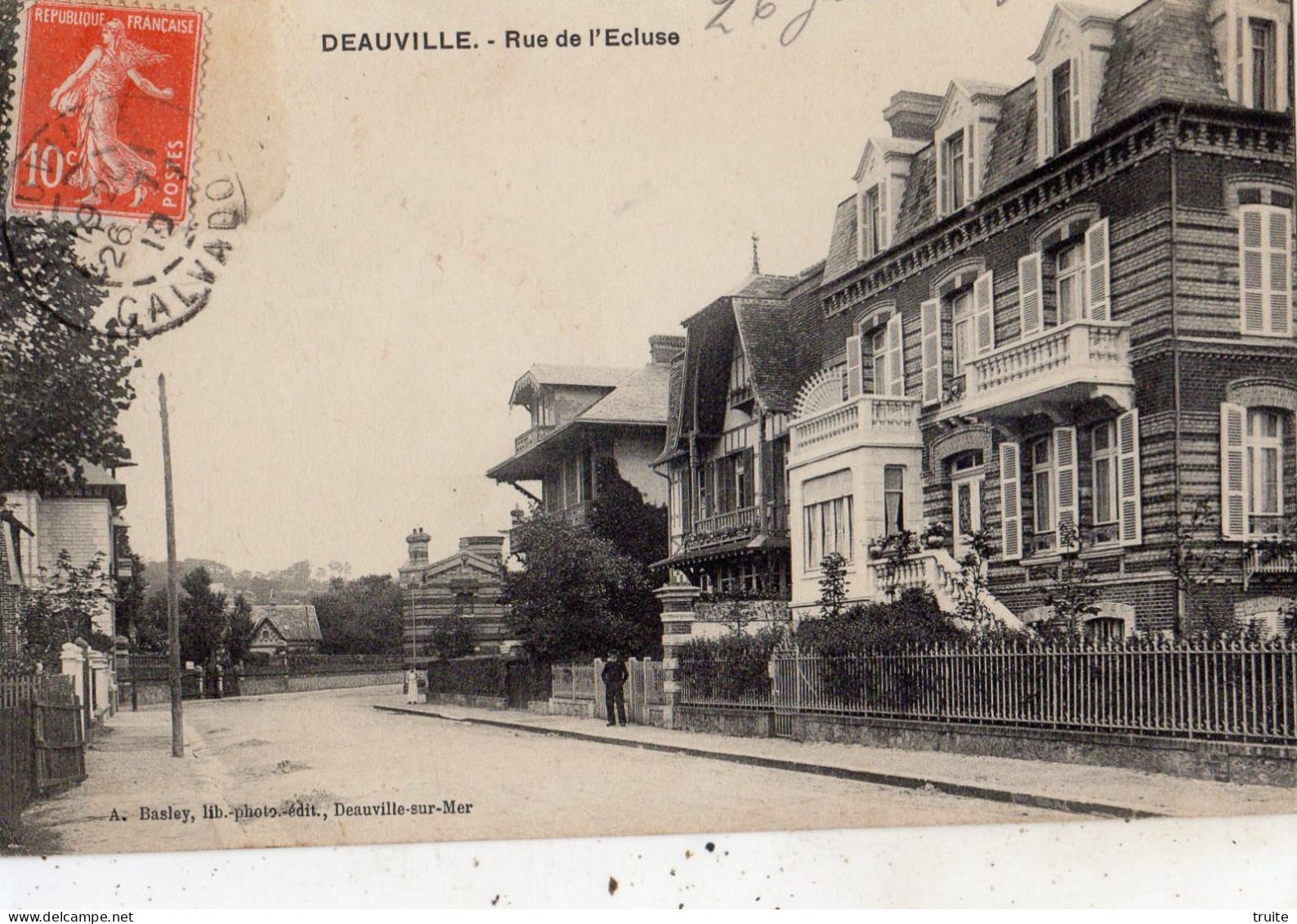 DEAUVILLE RUE DE L'ECLUSE