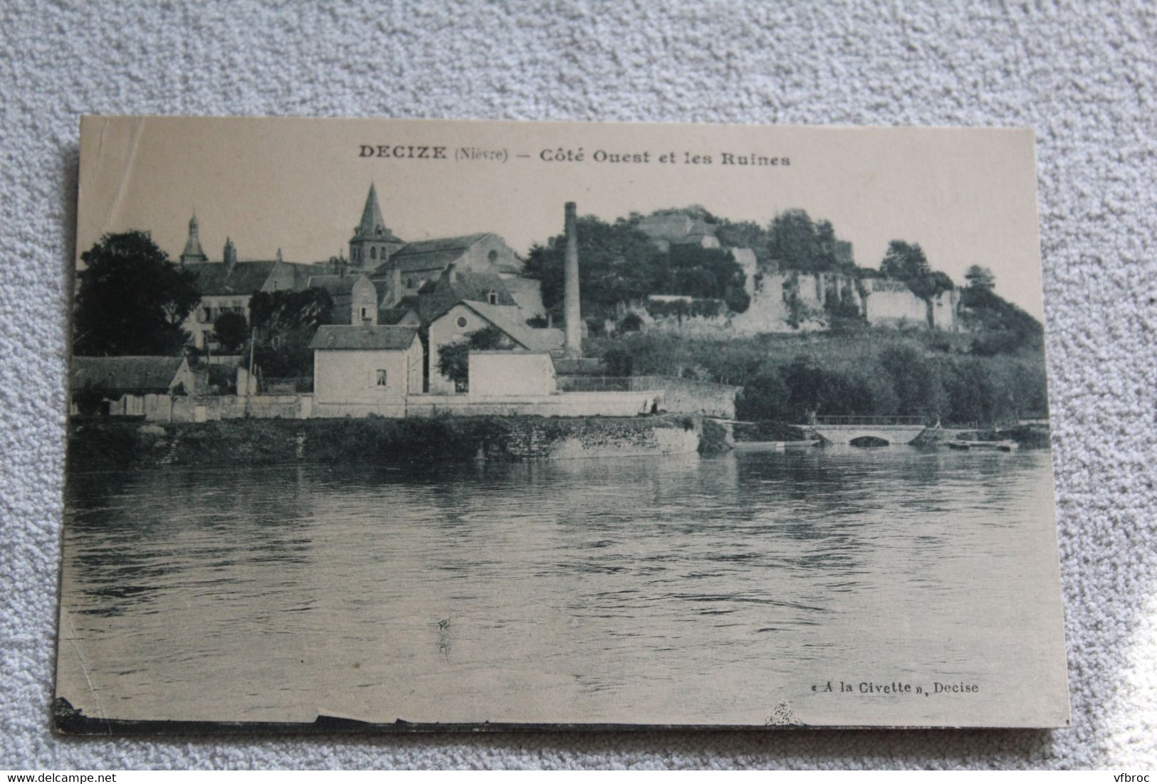 Decize, côté Ouest et les ruines, Nièvre 58