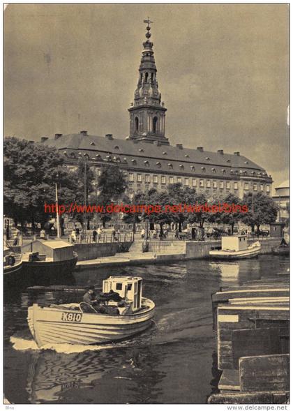 Christiansborg Slot - Kobenhavn