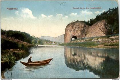 Neschwitz, Tunnel durch den Jungfernstein