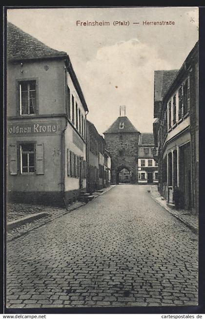 AK Freinsheim /Pfalz, Herrenstrasse mit Gasthaus zur goldenen Krone