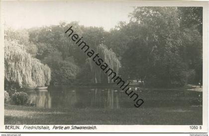 Berlin - Friedrichshain - Partie am Schwanenteich - Foto-AK 30er Jahre - Verlag Ludwig Walter Berlin