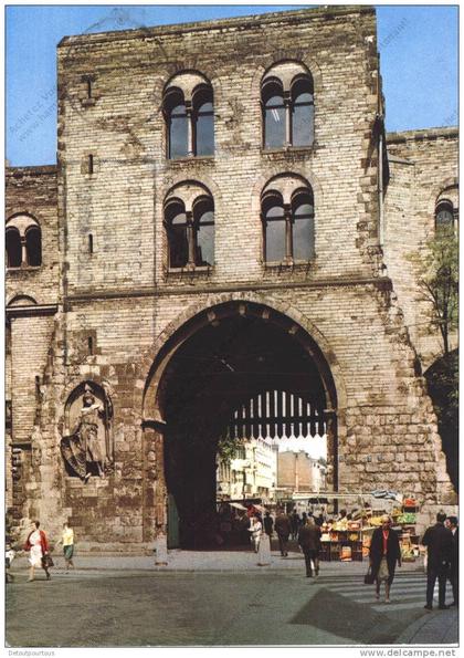 KÖLN Koeln : Eigelsteintor ( & markt )