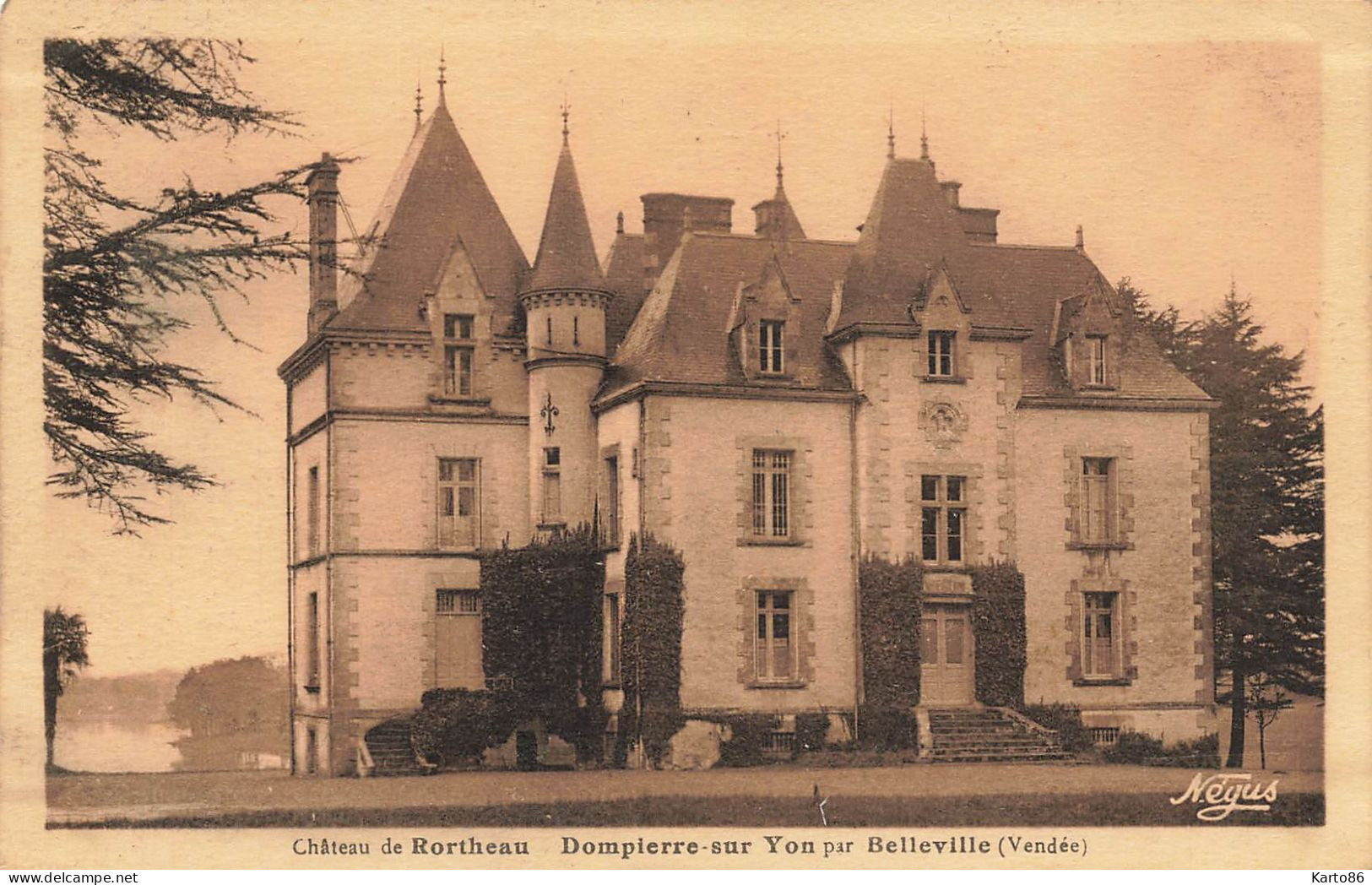 dompierre sur yon * par belleville * château de rortheau