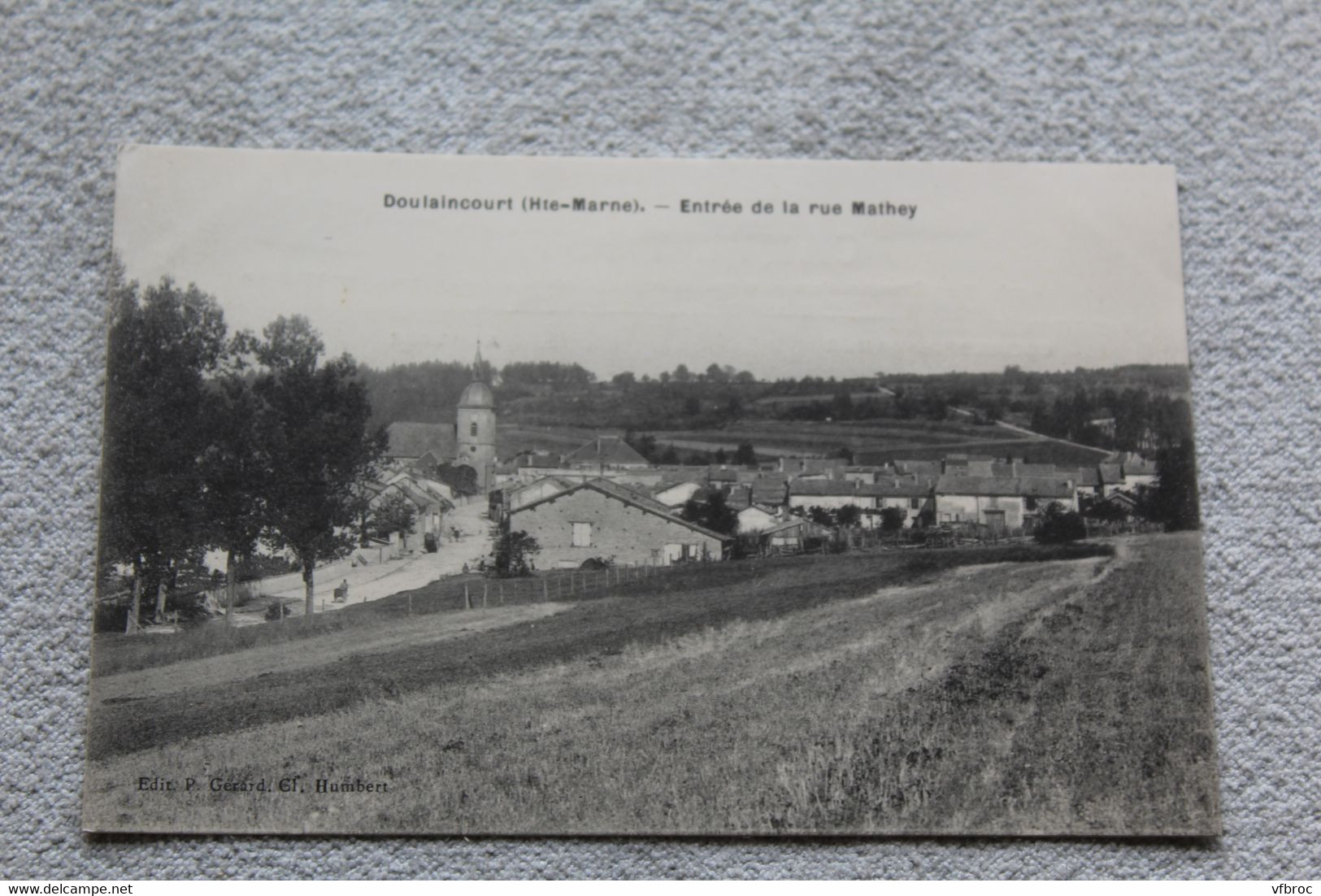 Doulaincourt, entrée de la rue Mathey, haute Marne 52