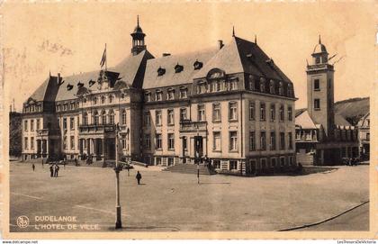 LUXEMBOURG - Dudelange - l'hôtel de Ville - animé - E A Schaack Luxembourg - Carte Postale Ancienne