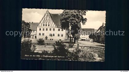 72311806 Aken Elbe Friedensplatz mit Rathaus