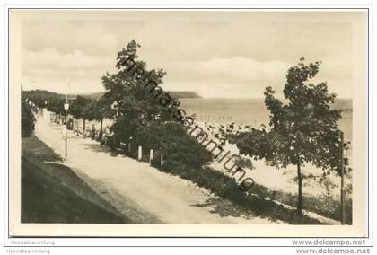 Göhren - Strandpromenade - Foto-AK 1953