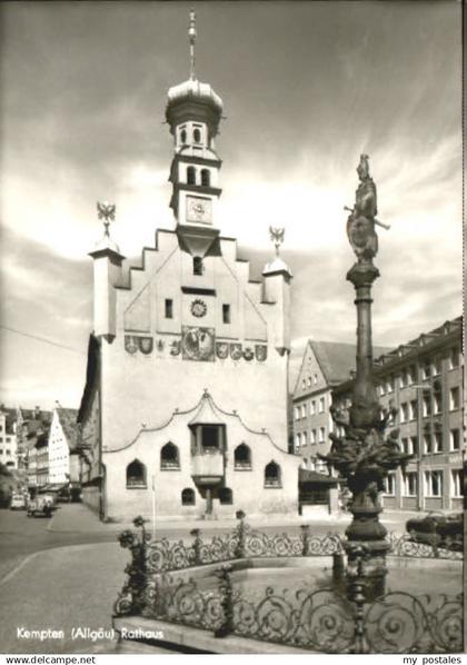 70080989 Kempten Kempten Rathaus Brunnen o Kempten