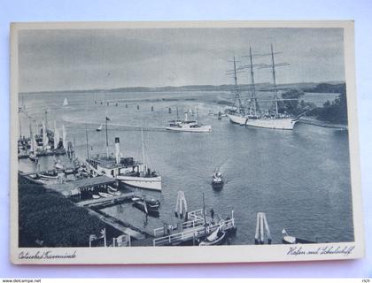 CPA ALLEMAGNE - Luebeck - Ostseebad Travemunde - Hafin mit Schulschiff - (bâteaux)