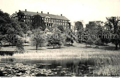 73136937 Luenen Schloss Cappenberg Seerosenteich Luenen