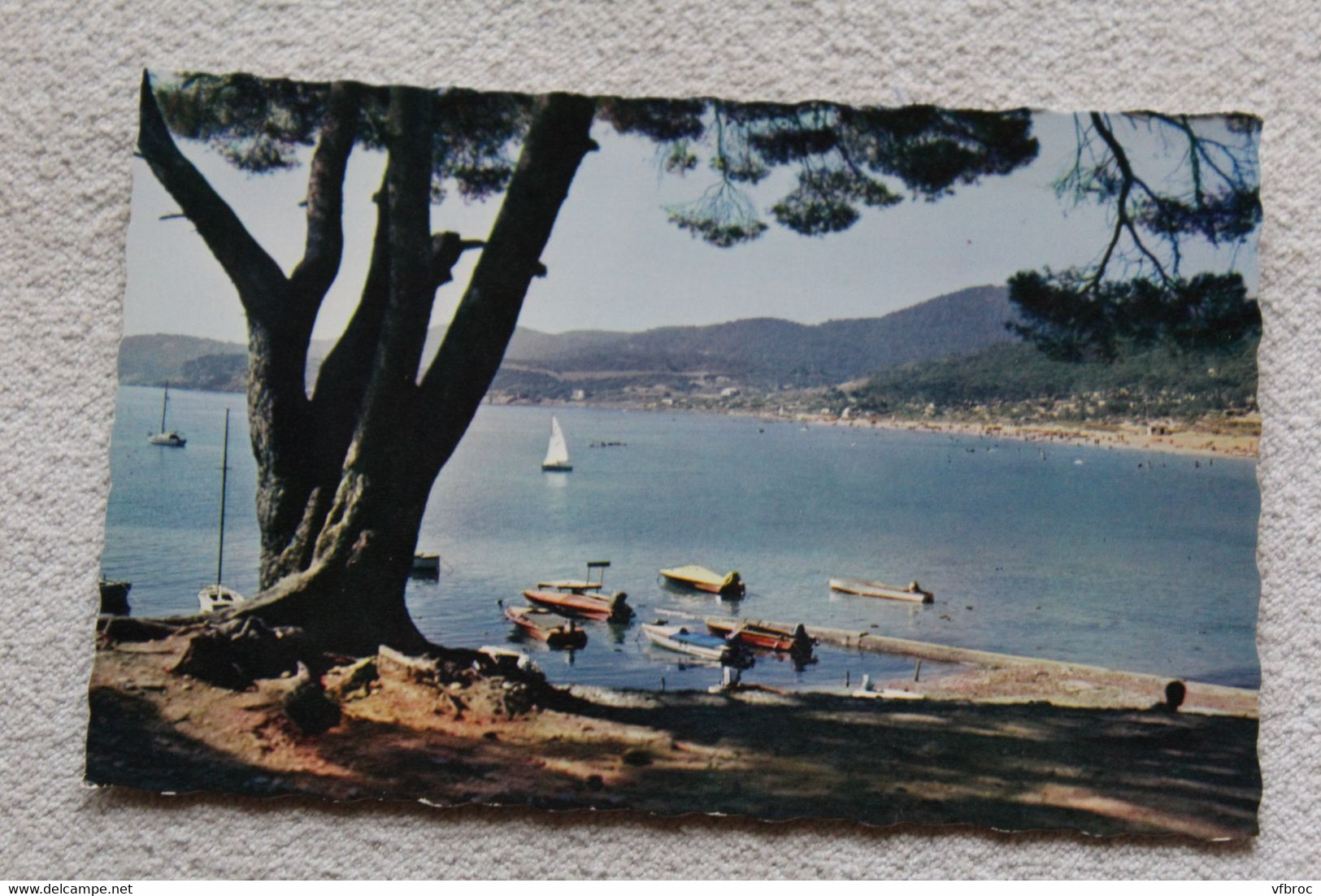 E926, Bormes les Mimosas, la plage de la Favière, Var 83