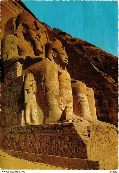 CPM EGYPT Abu Simbel-Les statues de Ramses devant le grand temple (343434)