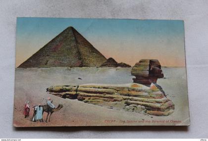 the Sphinx and the pyramid of Cheops, Egypte