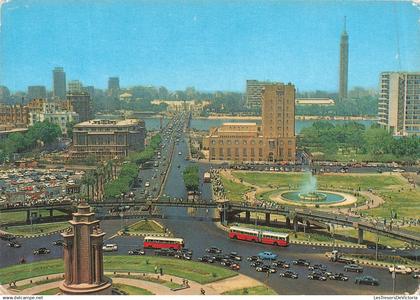 EGYPTE - Cairo El Tahrir Square - vue sur la ville - animé - Carte Postale