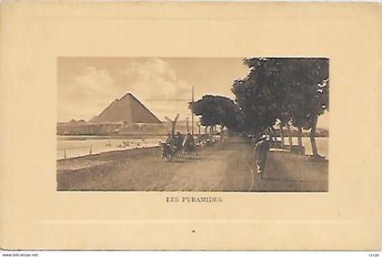 CPA Le Caire Les Pyramides