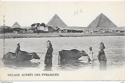 CPA Cairo Village auprès des Pyramides