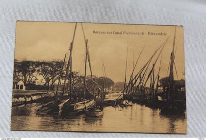 Alexandrie, barques sur canal Mahmondich, Egypte