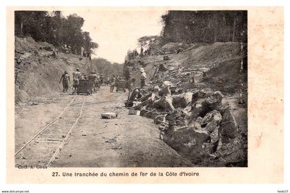 Côte d'Ivoire - Une tranchée du Chemin de Fer