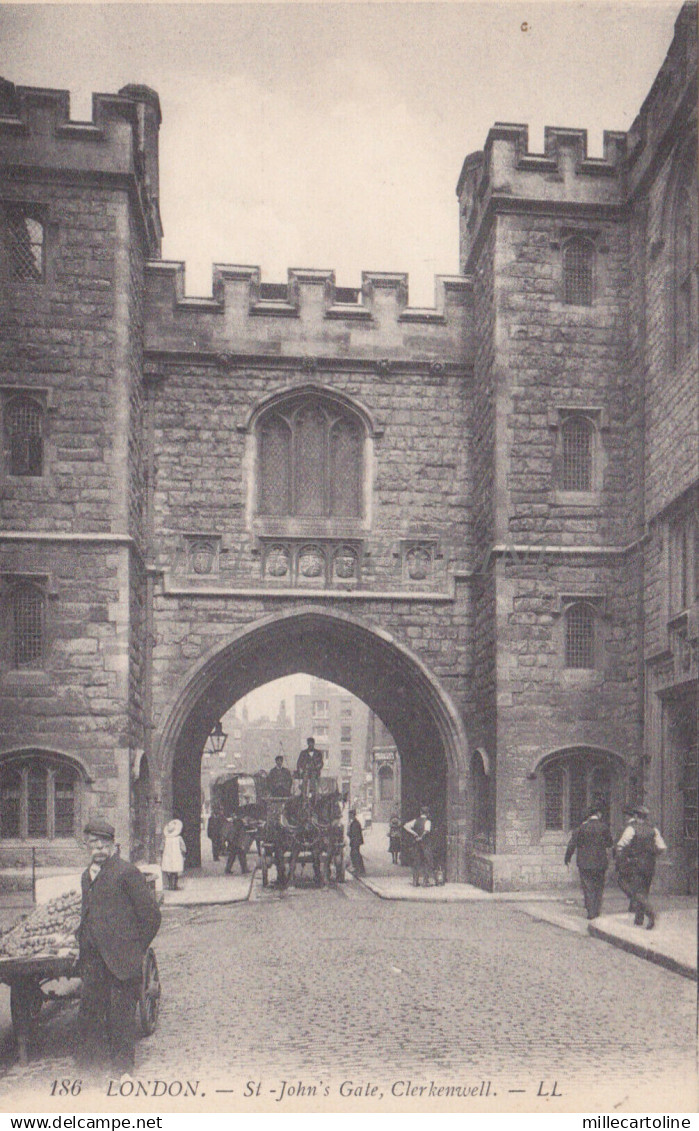 ENGLAND - London - St. John's Gate, Clerkenwell