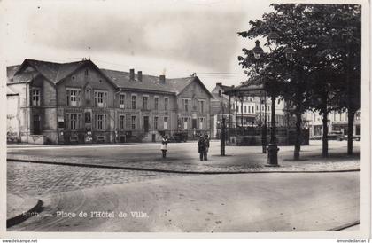 Esch-Alzette - Place de L'hôtel de ville