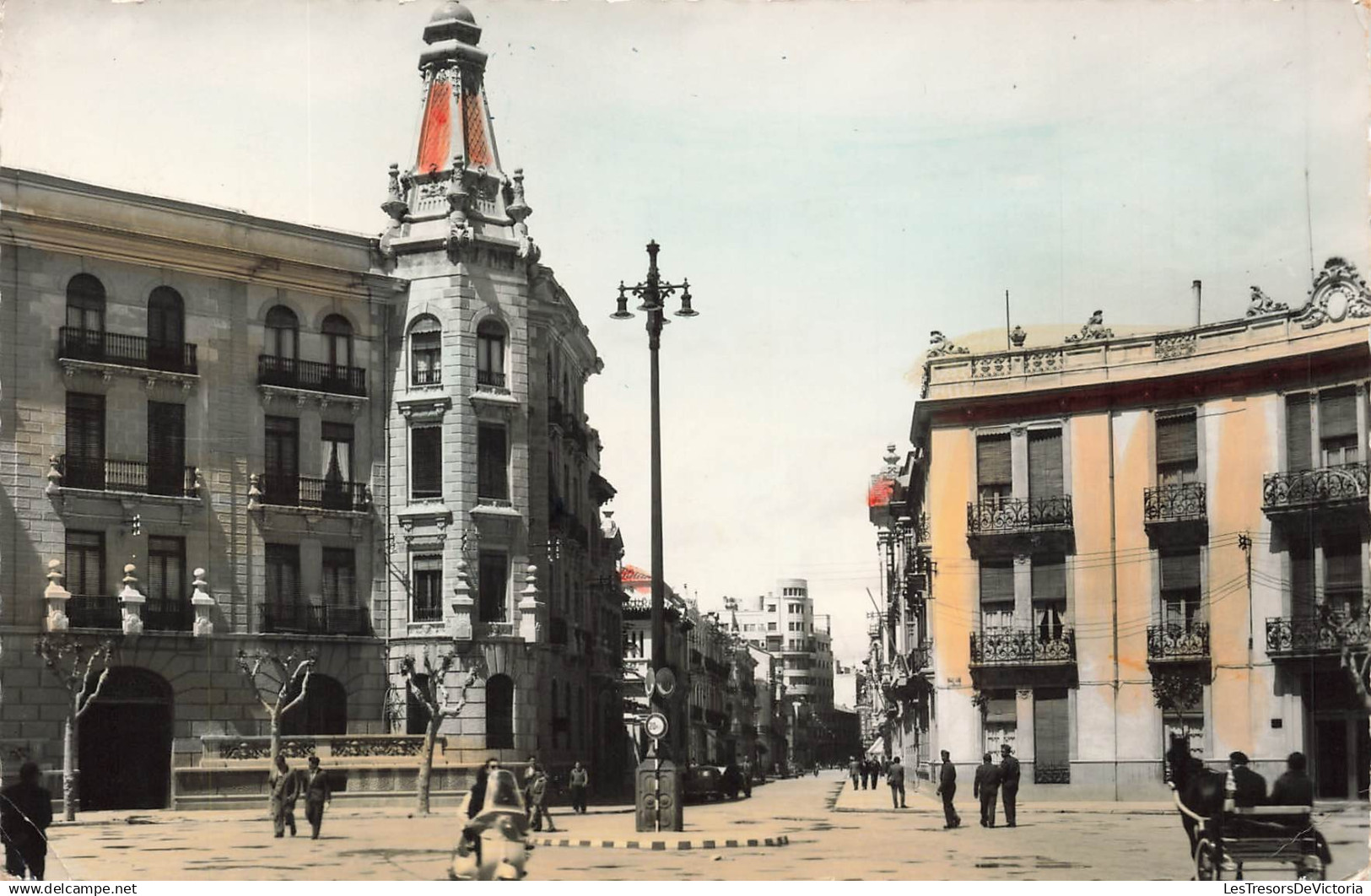 ESPAGNE - Albacete - Plaza de Gabriel Lodares y... de Tesifonte Gallego  - Colorisé - Animé - Carte postale ancienne