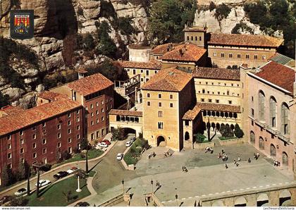 ESPAGNE - Montserrat - Les Places del Santuari - Plazas del Santuario - animé - Carte Postale