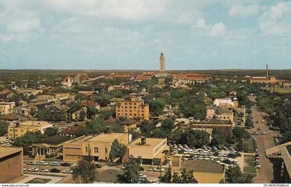 AUSTIN TX - UNIVERSITY OF TEXAS TOWER AND CAMPUS POSTCARD