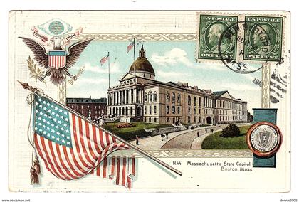 BOSTON , Massachusetts - Massachusetts State Capitol - FLAG - DRAPEAU