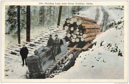 ETATS UNIS . HAULING LOGS NEAR COEUR D'ALENE . IDAHO .