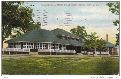 Sioux City Iowa, Commercial Mens Boat Club House, Architecture, on c1900s Vintage Postcard