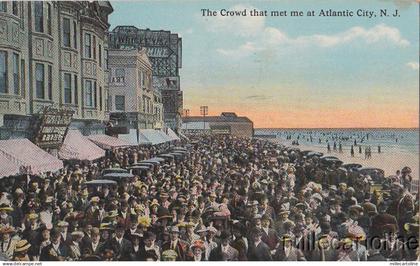 * ATLANTIC CITY - The Crowd