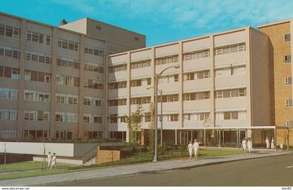 Seattle Washington, University of WA Hospital, Nurses, c1960s Vintage Postcard