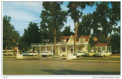 Kanab UT Utah, Parry Lodge Motel, Auto, c1950s/60s Vintage Postcard