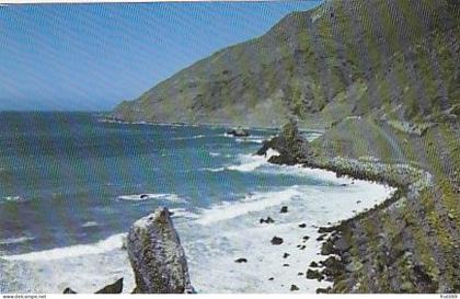 AK 176259 USA - California - rugged coastline near Big Sur