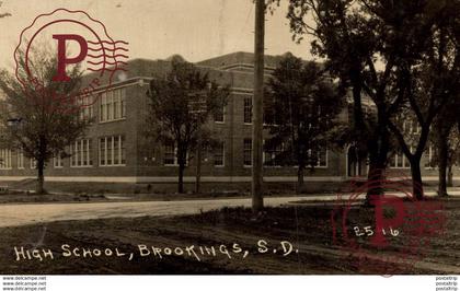 HIGH SCHOOL, BROOKINGS, S.D. - REAL PHOTO