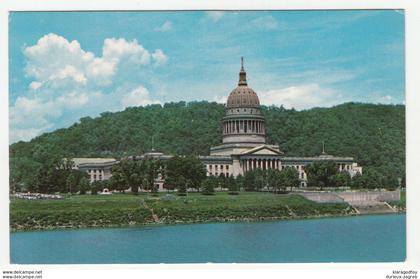 State Capitol Building Charleston old unused postcard b200210