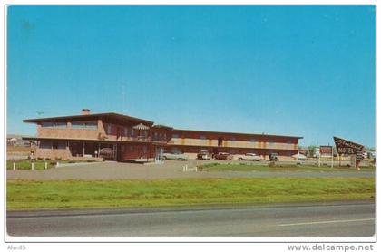 Cheyenne WY Wyoming, Fleetwood Motel, Lodging, Autos, c1950s Vintage Postcard