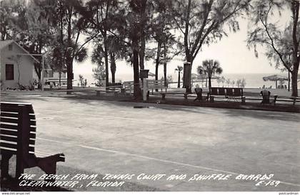 Usa - CLEARWATER (FL) The beach from Tennis Court and Shuffle Boards - REAL PHOTO