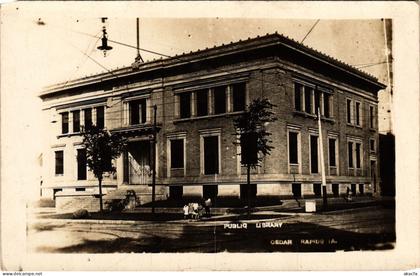 PC CPA US, IA, CEDAR RAPIDS, PUBLIC LIBRARY, REAL PHOTO POSTCARD (b6714)