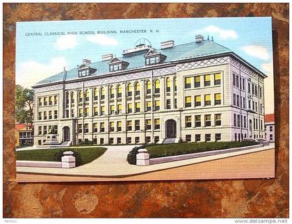 Manchester High School Bldg.  New Hampshire  cca 1930-40´s  EF  D9896