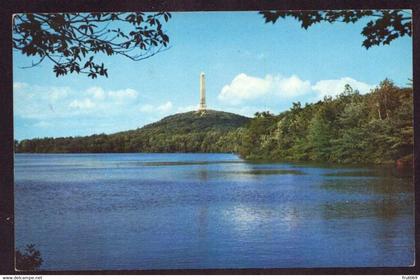 AK 078373 USA - New Jersey - High Point Monument across Lake Marcia