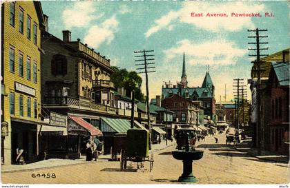 PC US, RHODE ISLAND, PAWTUCKET, EAST AVENUE, VINTAGE POSTCARD (B45741)