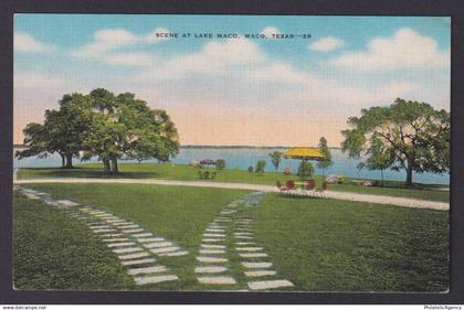 Postcard, United States, Waco TX, Scene at Lake Waco