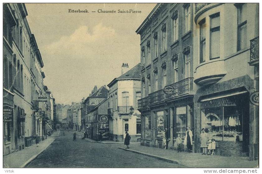 Etterbeek :  chaussée  Saint-Pierre  (  coiffeur )