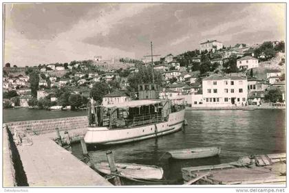 OHRID Macedonia : Pristaniste Port ( bateau boat motoschiff ship nave )