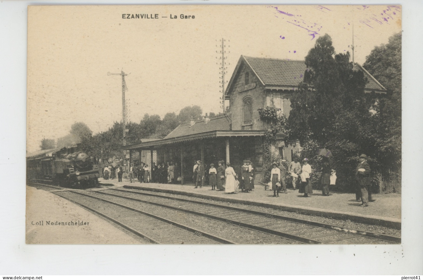 EZANVILLE - La Gare