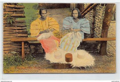 Philippines - Weaving hats - Publ. D. Denniston